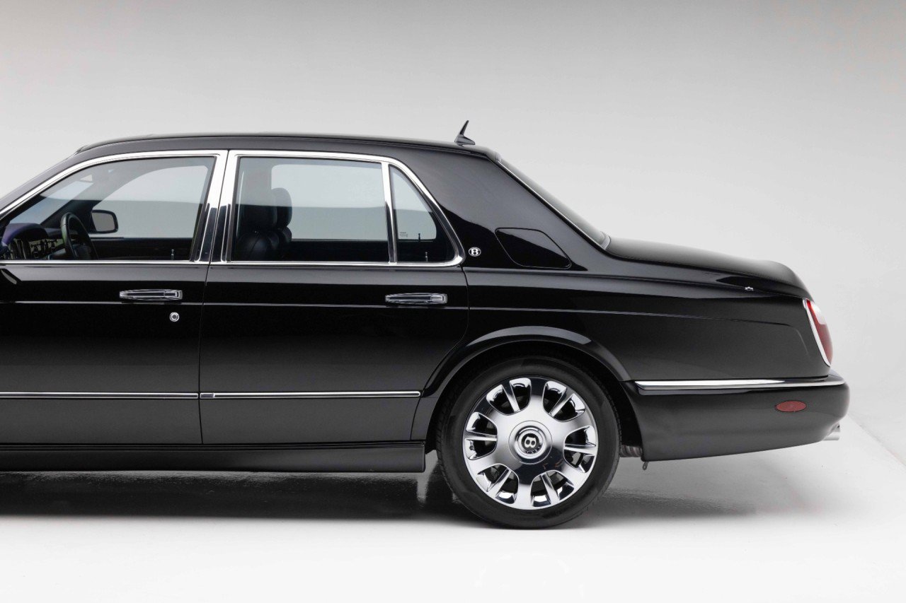 Used 2007 Bentley Arnage R RWD image 25