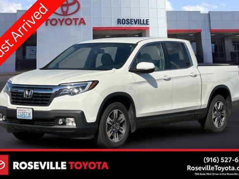 Used 2017 Honda Ridgeline RTL-T image 1