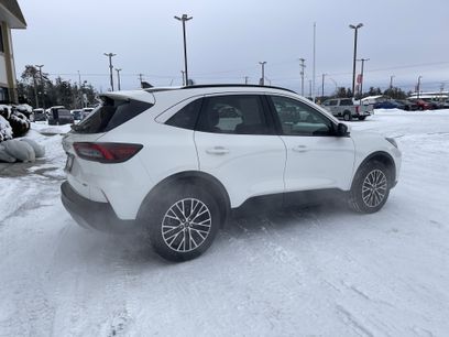 Used 2024 Ford Escape SE