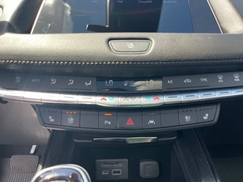 Used 2023 Cadillac XT4 Premium Luxury w/ Technology Package FWD image 28