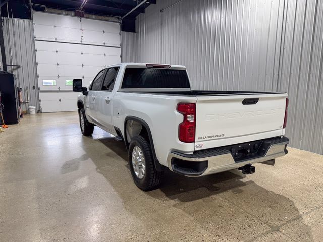 Used 2023 Chevrolet Silverado 2500 LT AWD/4WD image 3