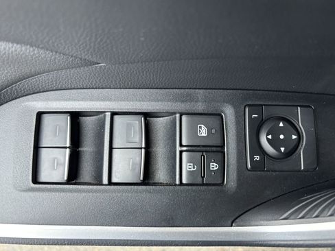 Used 2023 Toyota RAV4 XLE image 25