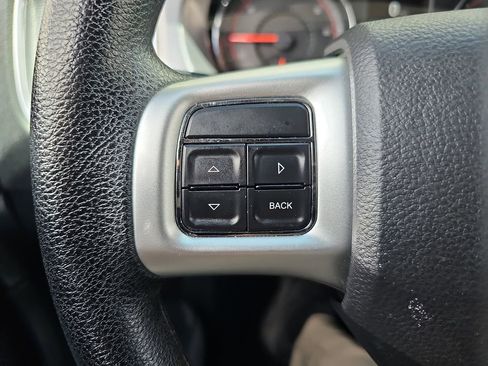 Used 2014 Dodge Charger SE RWD image 11
