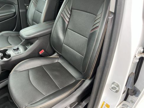 Used 2022 GMC Terrain AT4 w/ Infotainment Package II AWD/4WD image 20