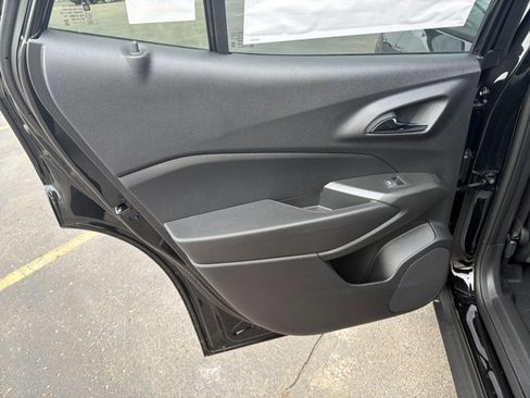 New 2026 Chevrolet Trax LT image 24