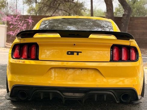 Used 2016 Ford Mustang GT Premium RWD image 6