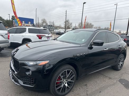 Used 2017 Maserati Levante w/ Sport Package image 16