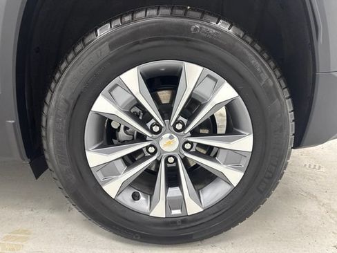 Used 2026 Chevrolet Equinox LT AWD/4WD image 34