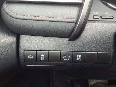 Certified 2019 Toyota Camry LE image 20