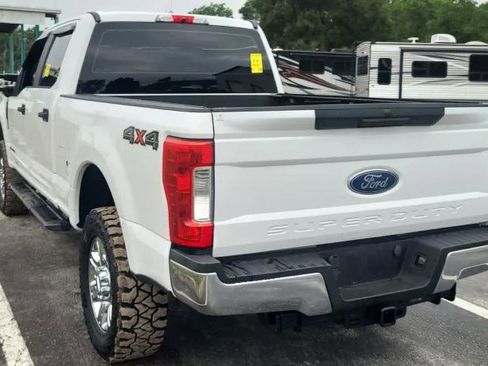 Used 2019 Ford F250 XL w/ STX Appearance Package AWD/4WD image 3