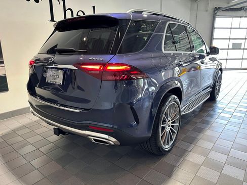 New 2026 Mercedes-Benz GLE 450e 4MATIC image 4