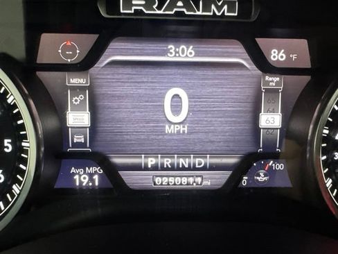 Used 2022 RAM 1500 Big Horn AWD/4WD image 33