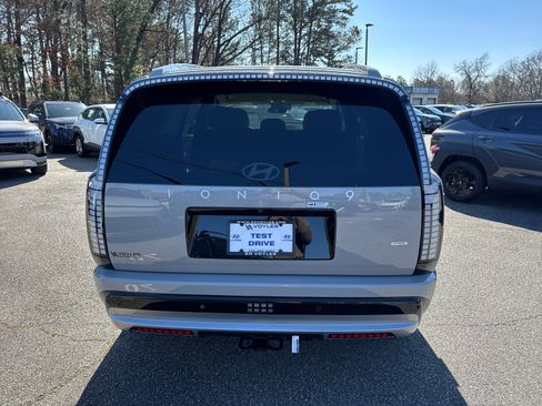 New 2026 Hyundai Ioniq 9 SEL w/ Tow & Go Package AWD/4WD image 6