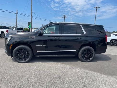 New 2026 GMC Yukon Denali w/ Advanced Technology Package AWD/4WD image 3