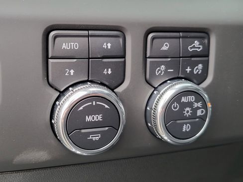 New 2025 GMC Sierra 2500 Denali w/ Denali Reserve Package image 26