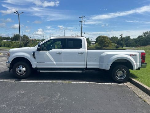 Used 2022 Ford F350 Lariat w/ Chrome Package AWD/4WD image 10