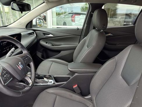Used 2024 Buick Encore GX Preferred FWD image 9