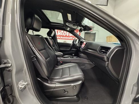 Used 2025 Dodge Durango GT AWD/4WD image 12