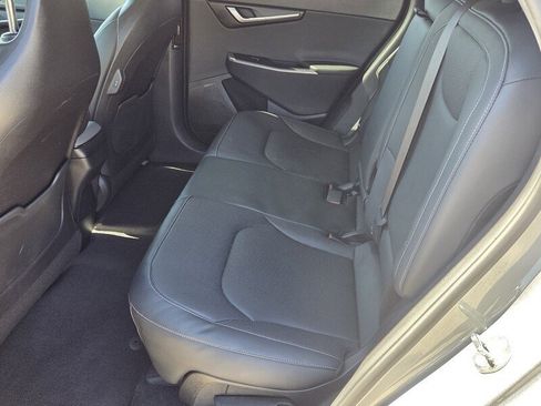 Used 2024 Kia EV6 Wind image 10