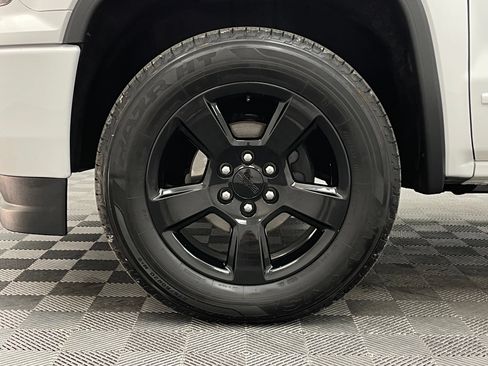 Used 2018 GMC Sierra 1500 4x4 Double Cab w/ Elevation Edition image 12
