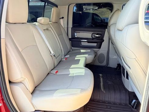 Used 2014 RAM 1500 Laramie w/ Convenience Group RWD image 19