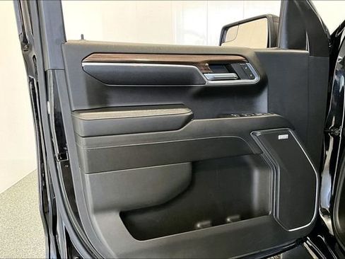 Used 2023 Chevrolet Silverado 1500 RST image 22