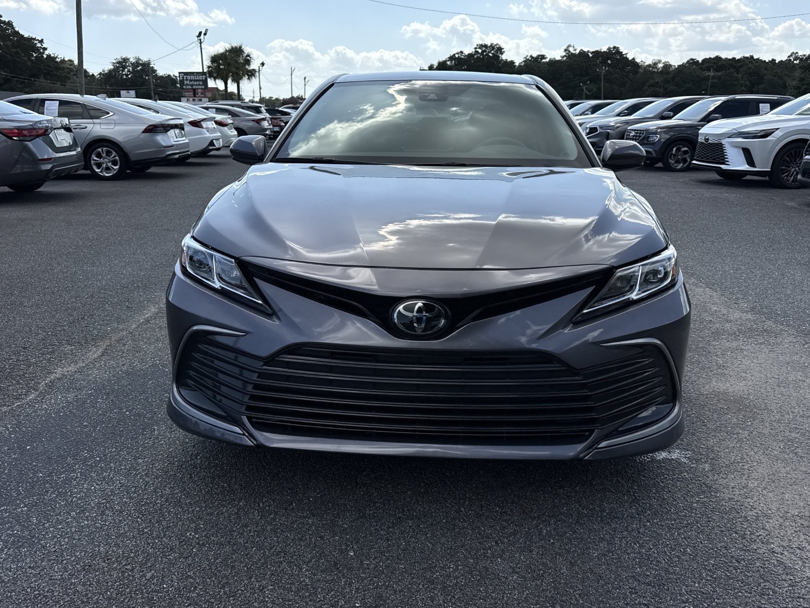 Used 2024 Toyota Camry LE FWD image 9