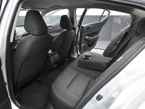 Used 2024 Nissan Altima 2.5 SV image 26