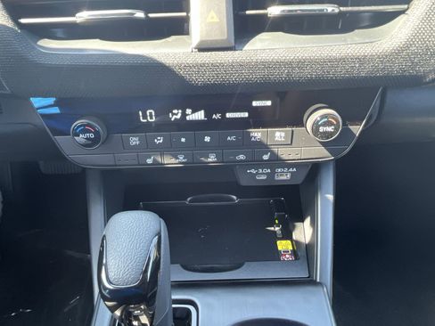 New 2026 Subaru Outback Premium image 23