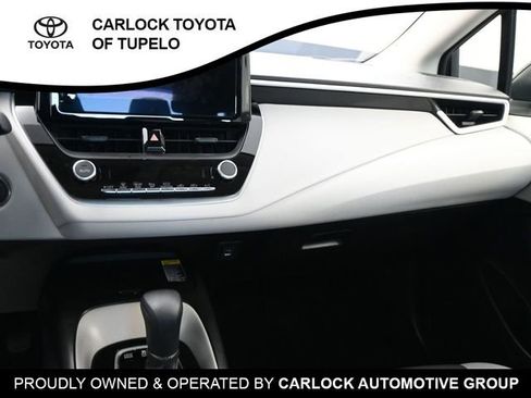 Used 2025 Toyota Corolla LE image 22