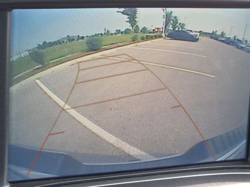 Used 2018 Chevrolet Silverado 1500 LT w/ All Star Edition image 4