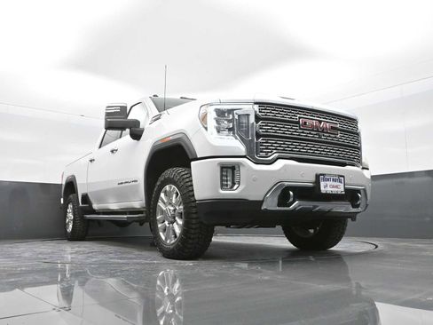 Used 2022 GMC Sierra 2500 Denali w/ Denali Ultimate Package image 18