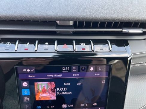 New 2025 Jeep Grand Cherokee L Altitude image 32