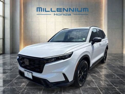 Used 2023 Honda CR-V Sport image 1