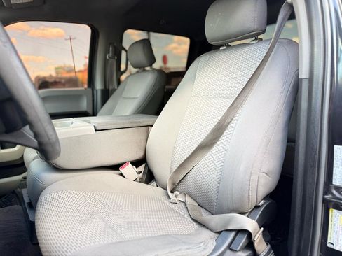 Used 2015 Ford F150 XLT image 14