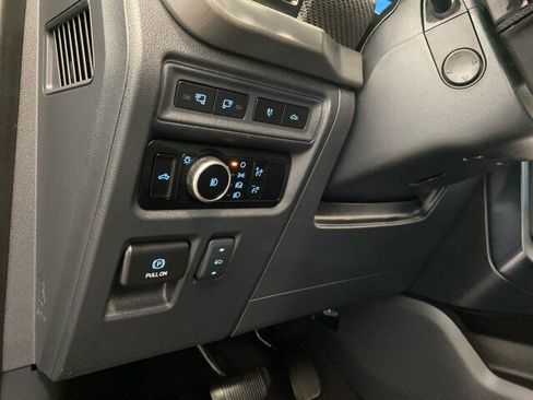 Used 2023 Ford F150 Raptor w/ Raptor 37 Performance Package AWD/4WD image 19