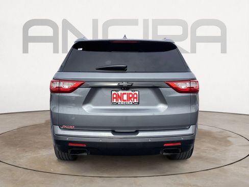 Used 2020 Chevrolet Traverse Premier FWD image 13