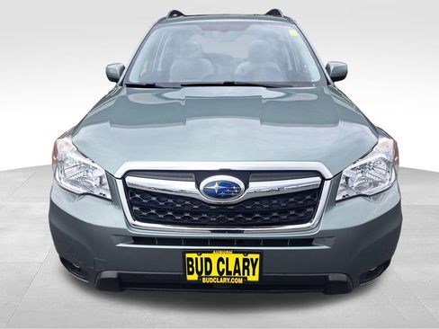 Used 2015 Subaru Forester 2.5i Premium w/ All-Weather Package AWD/4WD image 9