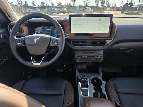 Used 2025 Ford Bronco Sport Outer Banks w/ Outer Banks Tech Package+ image 19