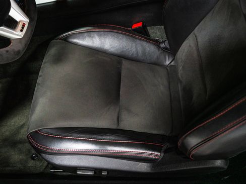 Used 2013 Chevrolet Camaro ZL1 RWD image 19