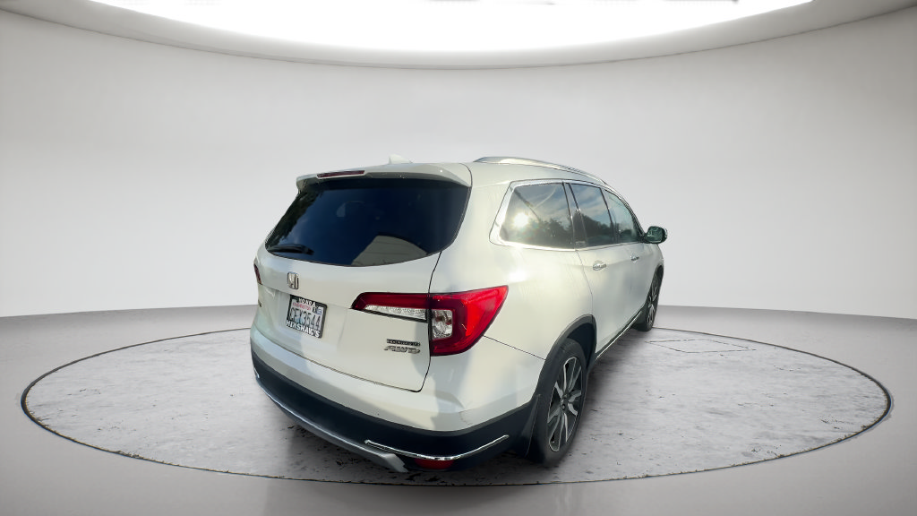 Used 2022 Honda Pilot Touring image 7