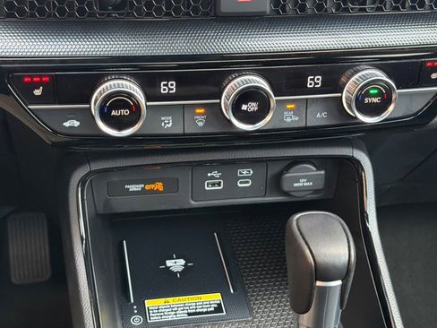 Used 2024 Honda CR-V EX-L image 28