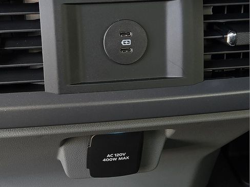 New 2026 Ford F150 XLT w/ Equipment Group 302A MID AWD/4WD image 9