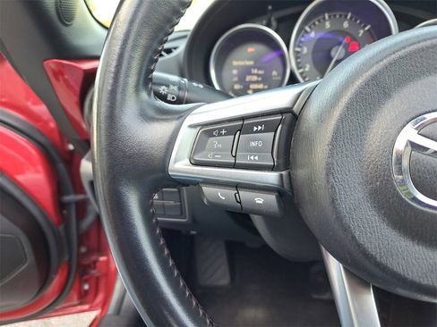 Used 2019 MAZDA MX-5 Miata RF Club w/ I-ACTIVSENSE Sport Package image 14