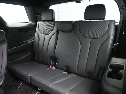 Used 2024 Hyundai Palisade Calligraphy image 30