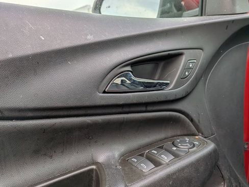 Used 2023 Chevrolet Equinox LT image 13