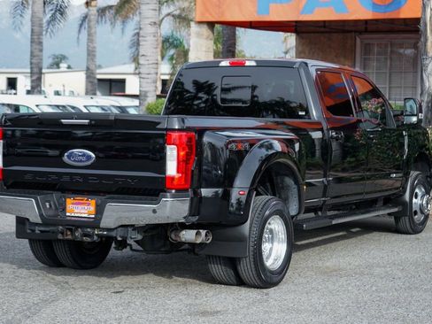Used 2017 Ford F350 Lariat w/ Lariat Value Package image 10