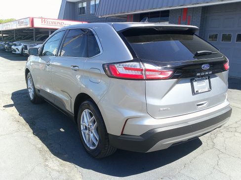 Used 2024 Ford Edge SEL AWD/4WD image 11