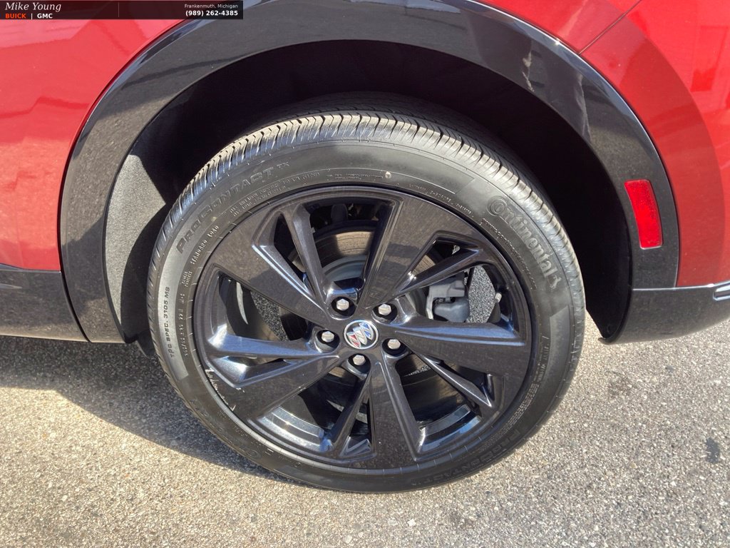Used 2023 Buick Envision Preferred FWD image 9