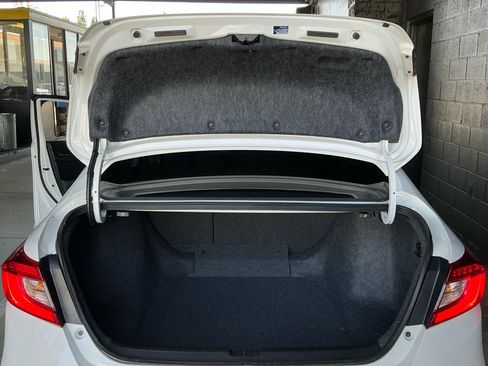 Used 2022 Honda Accord Sport image 19